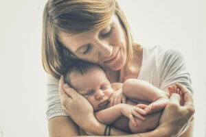 Consejos clave para crear fotos newborn tiernas, seguras y emotivas fotos-newborn-p-arcadina
