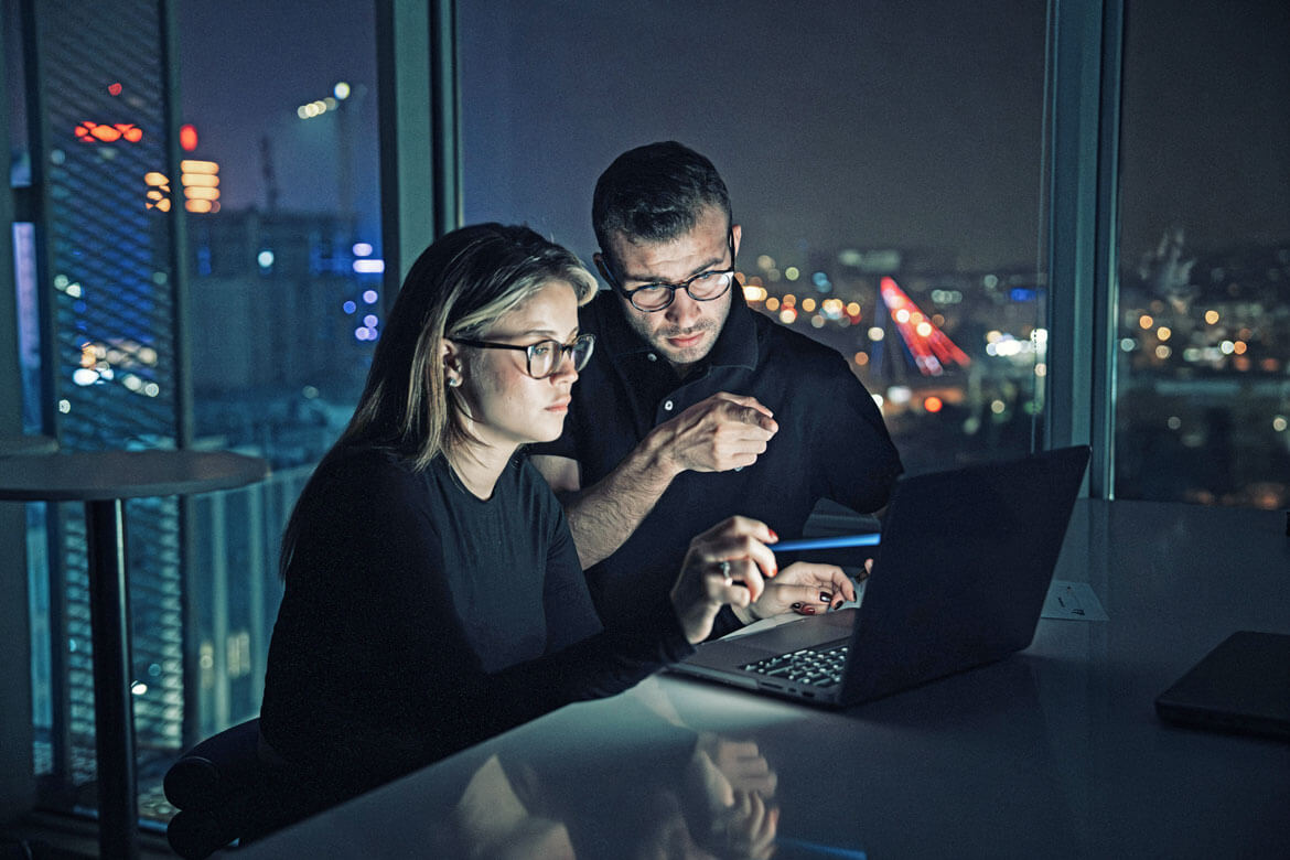 delivering photos-to-customers-1-arcadina